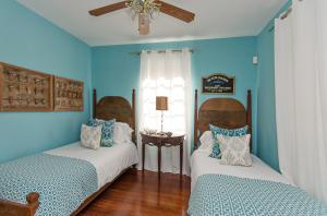 NORTH SHORE TERRACE - Residential