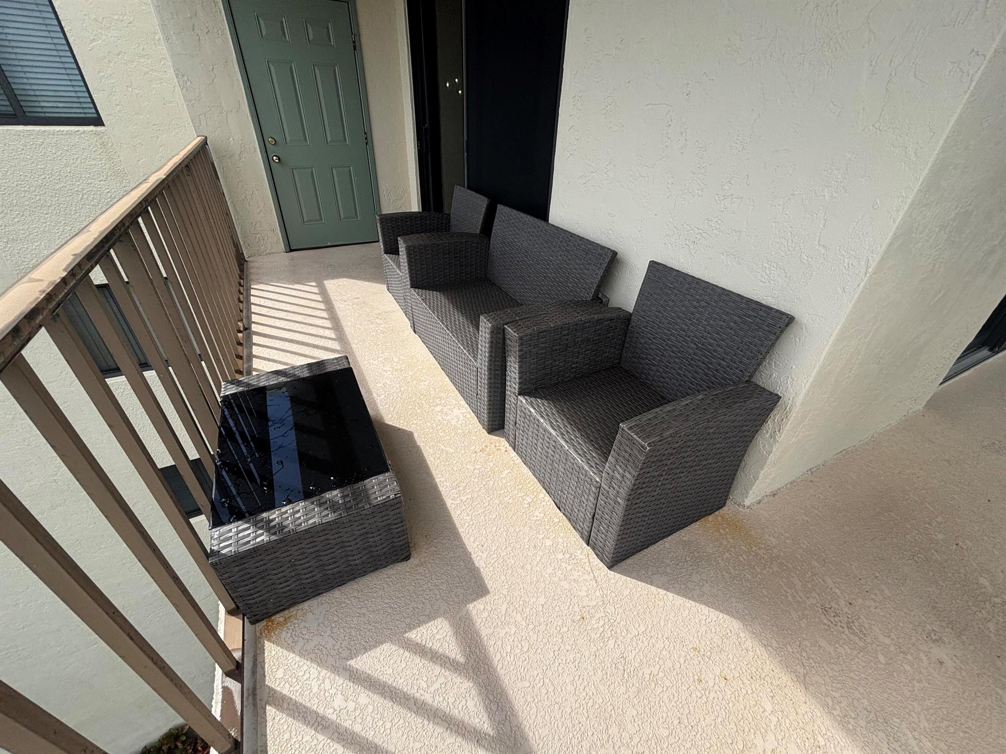 HIDDEN BANYAN CONDO - Residential Lease