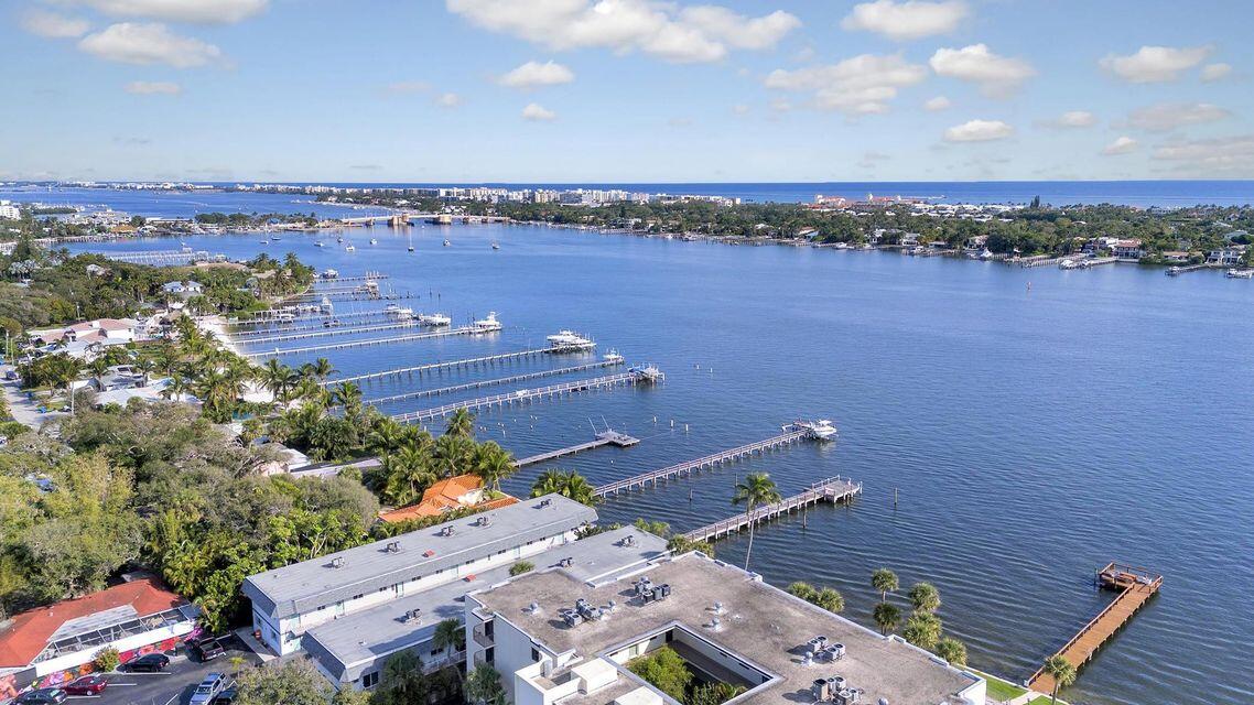 HIDDEN BANYAN CONDO - Residential Lease