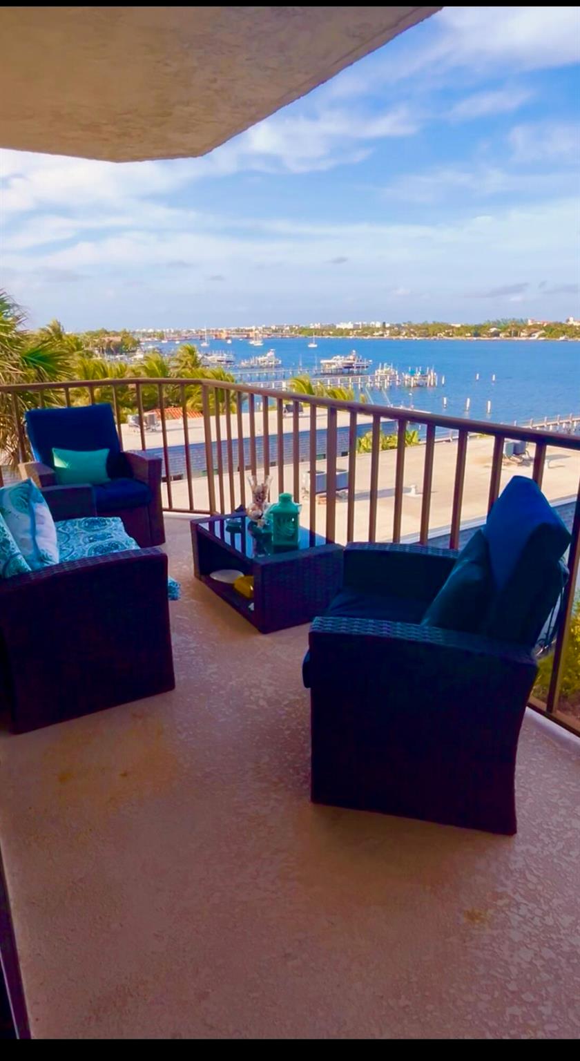 HIDDEN BANYAN CONDO - Residential Lease