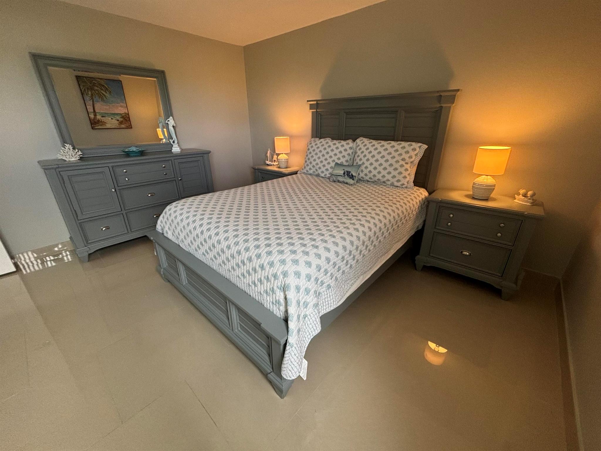 HIDDEN BANYAN CONDO - Residential Lease