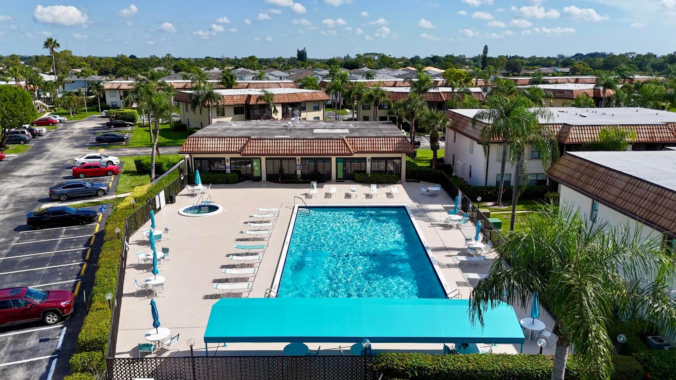 LUCERNE LAKES GOLF COLONY CONDOS 1 THRU 12 AND 14 - Residential