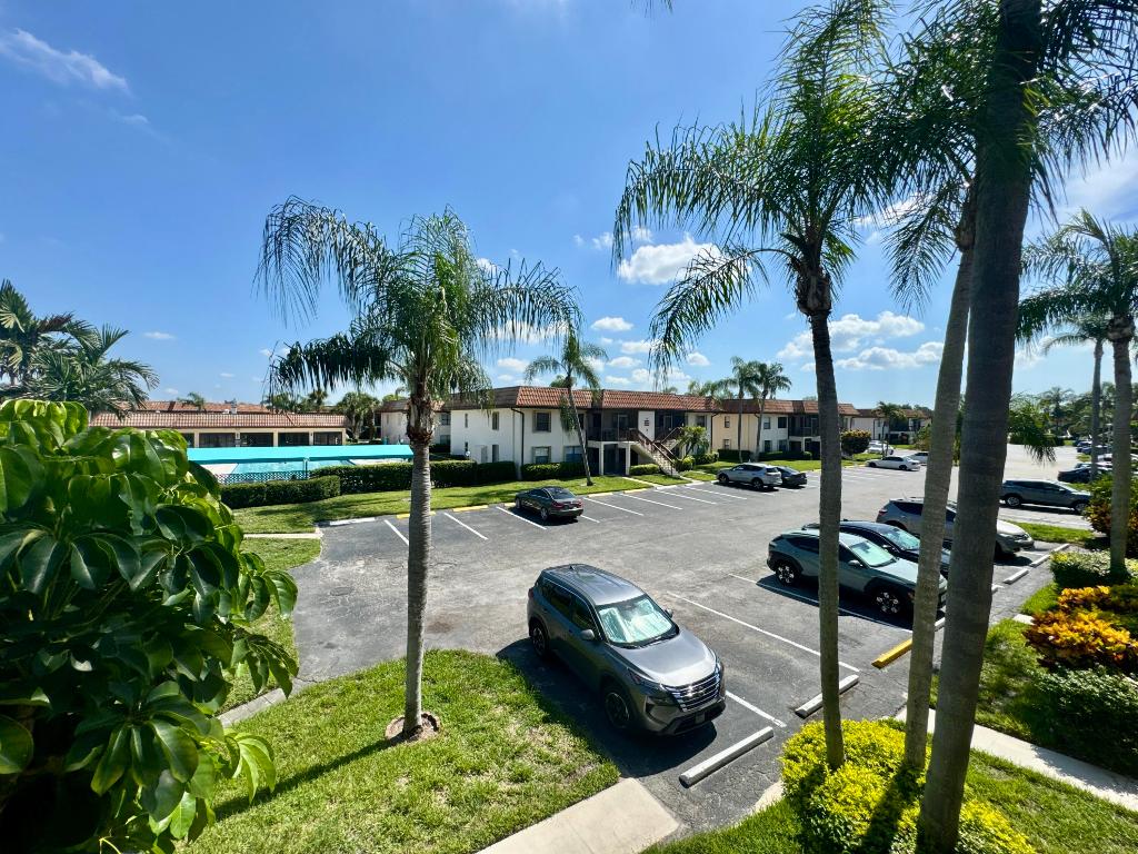 LUCERNE LAKES GOLF COLONY CONDOS 1 THRU 12 AND 14 - Residential