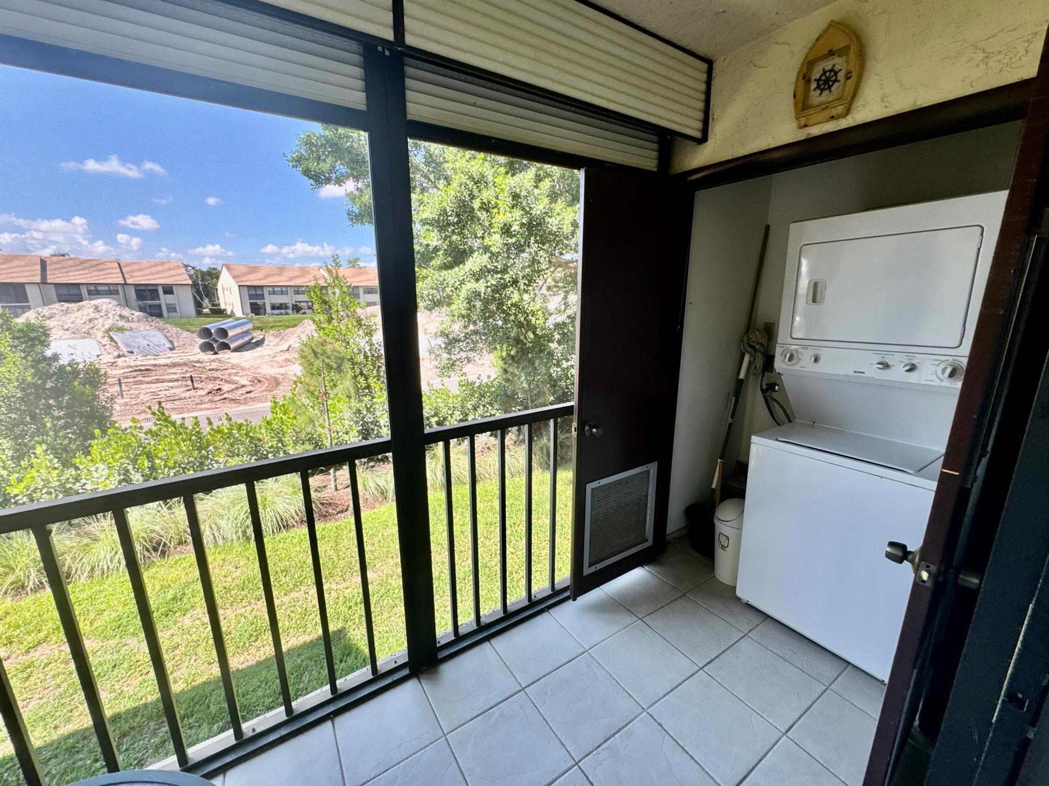 LUCERNE LAKES GOLF COLONY CONDOS 1 THRU 12 AND 14 - Residential