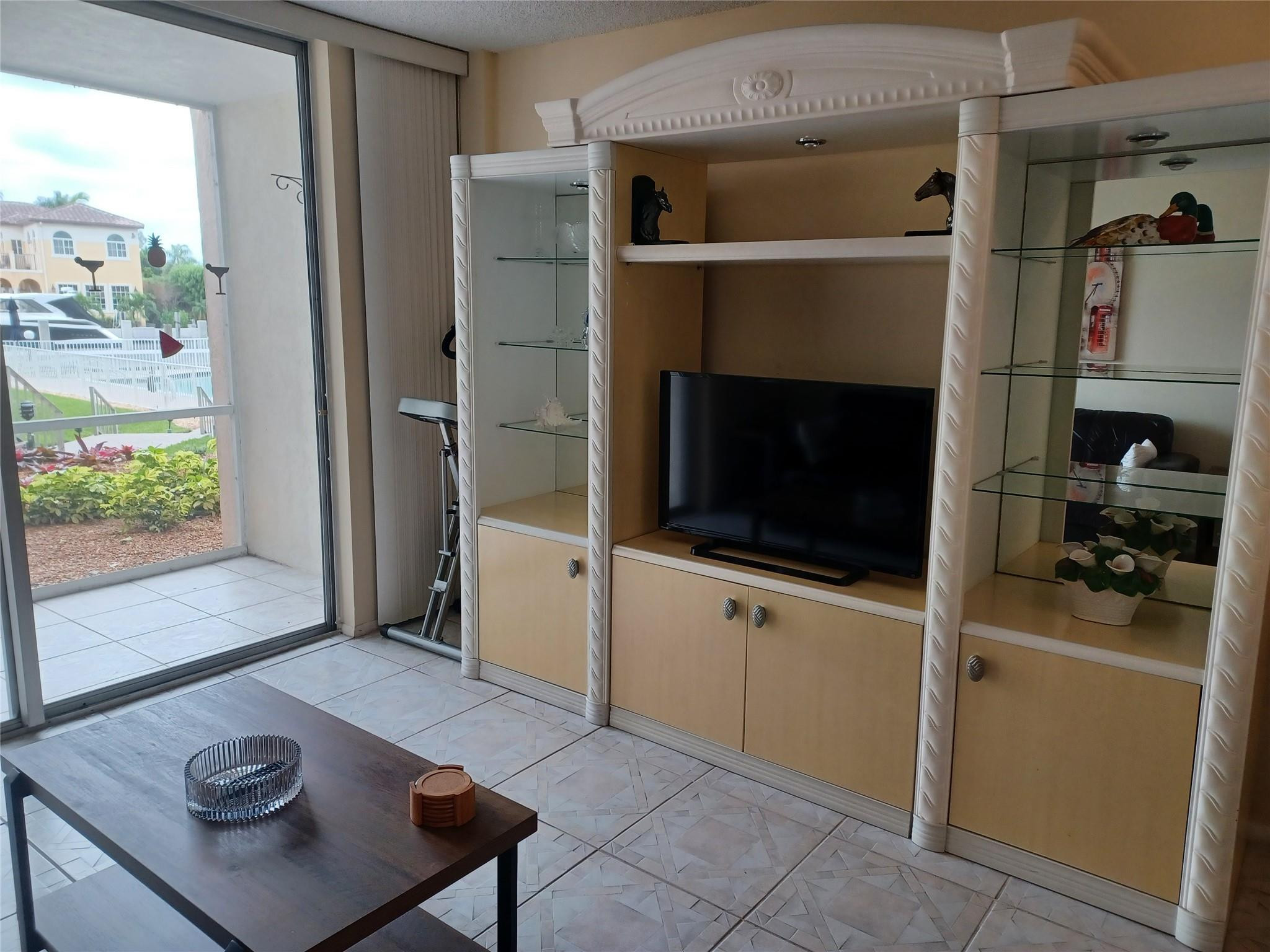 1391 S Ocean Boulevard 105