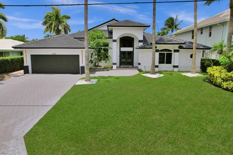 Single Family Residence in Pompano Beach FL 2751 23rd Court.jpg