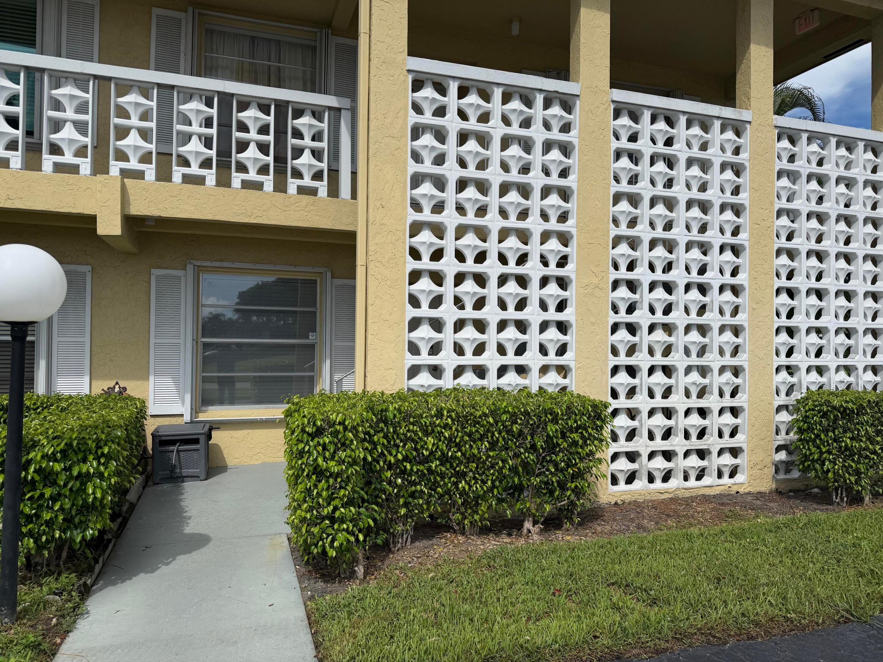 View photos, virtual tours, details... 1111 Lemon Tree Terrace 104