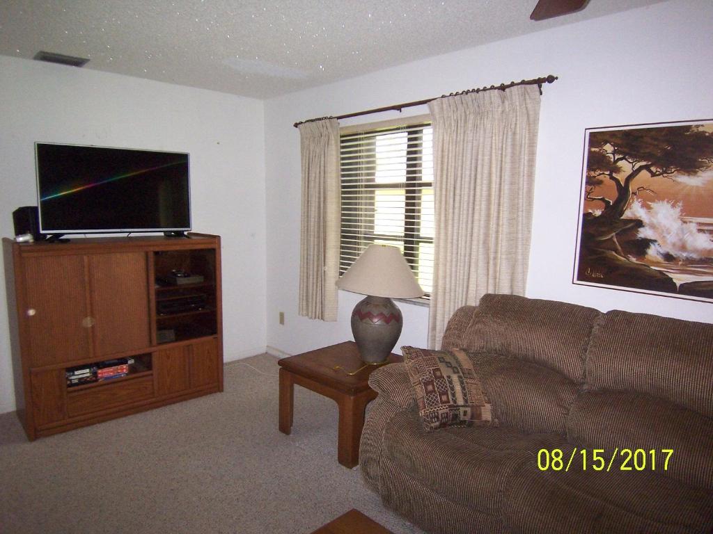 BUTTONWOOD 1 - Residential