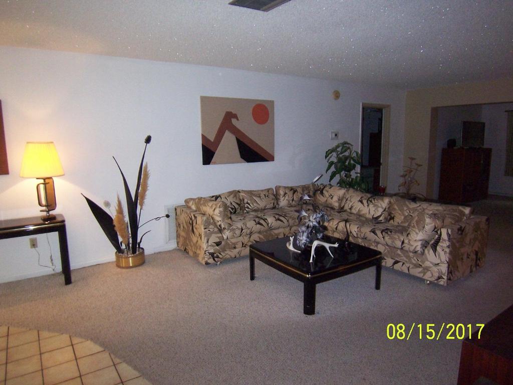 BUTTONWOOD 1 - Residential