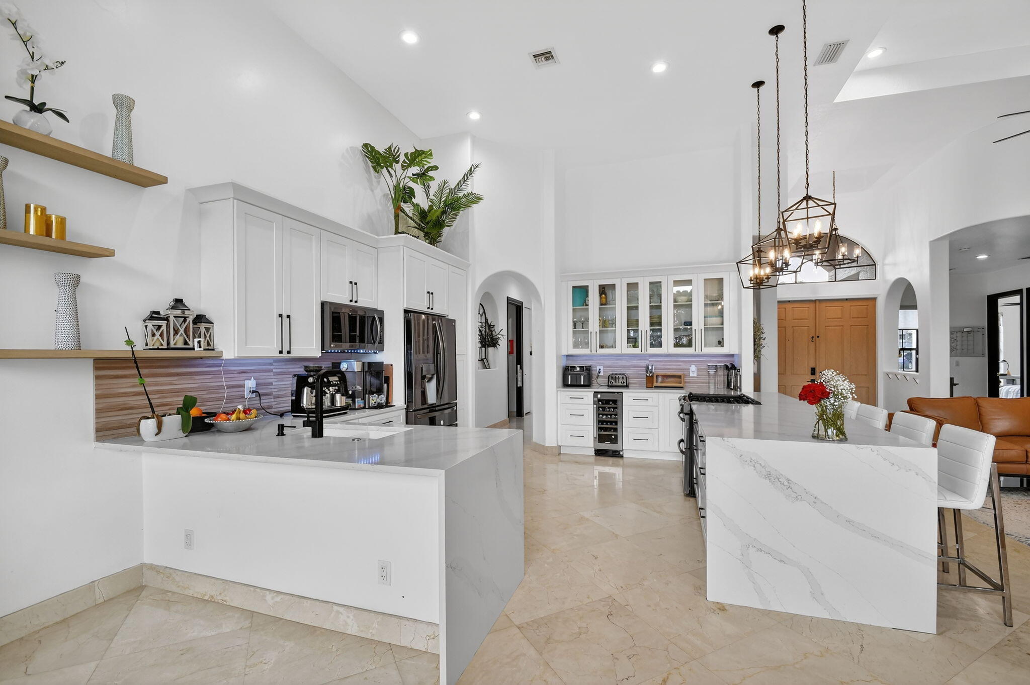 VERSAILLES - Residential Lease
