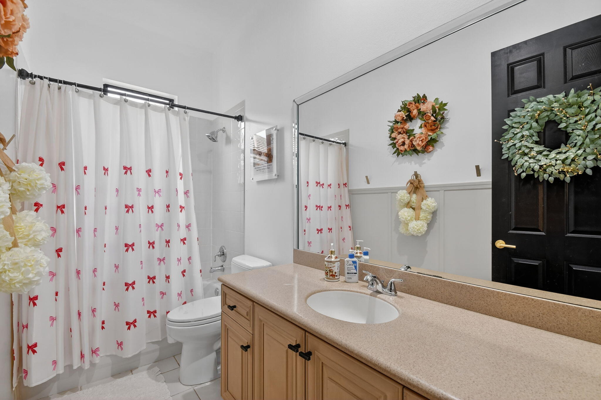 VERSAILLES - Residential Lease
