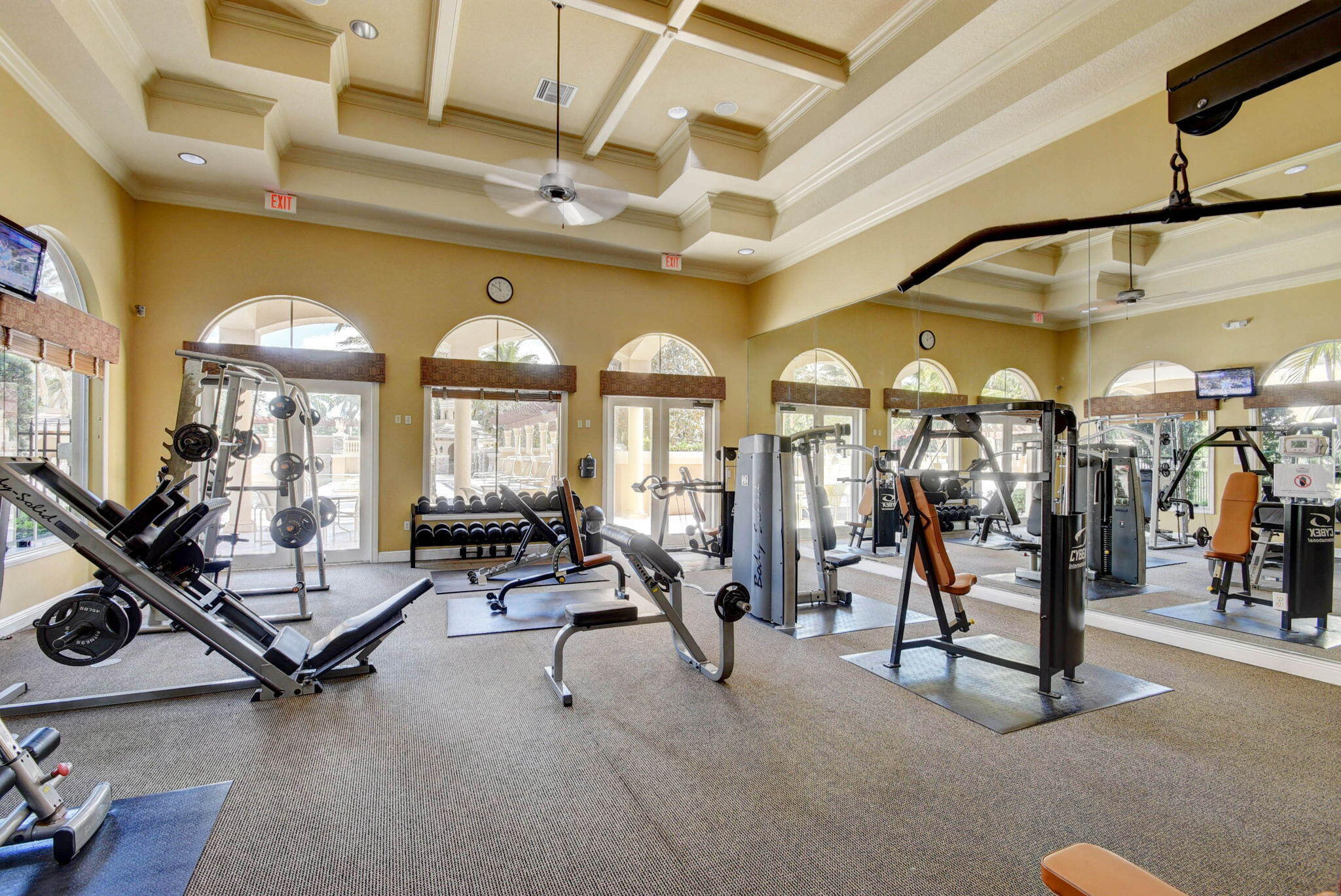 VERSAILLES - Residential Lease