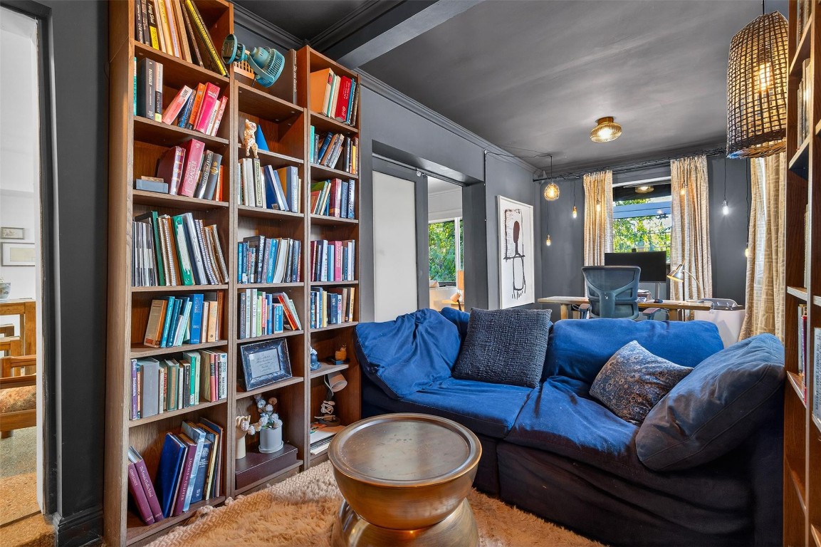 Lloyd Estates 25-47 B - Residential