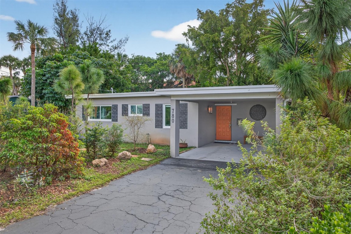 Lloyd Estates 25-47 B - Residential