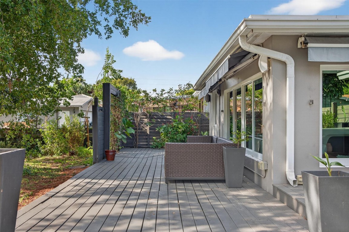 Lloyd Estates 25-47 B - Residential