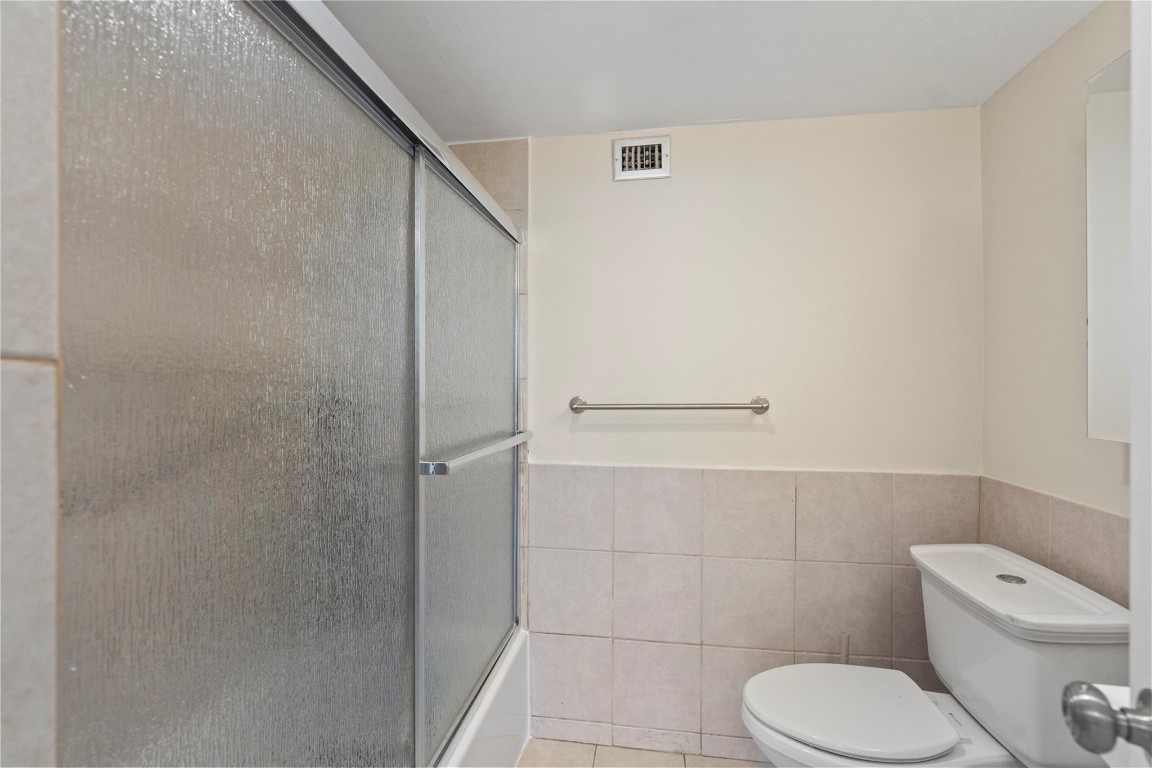 Bayview Towers - Residential