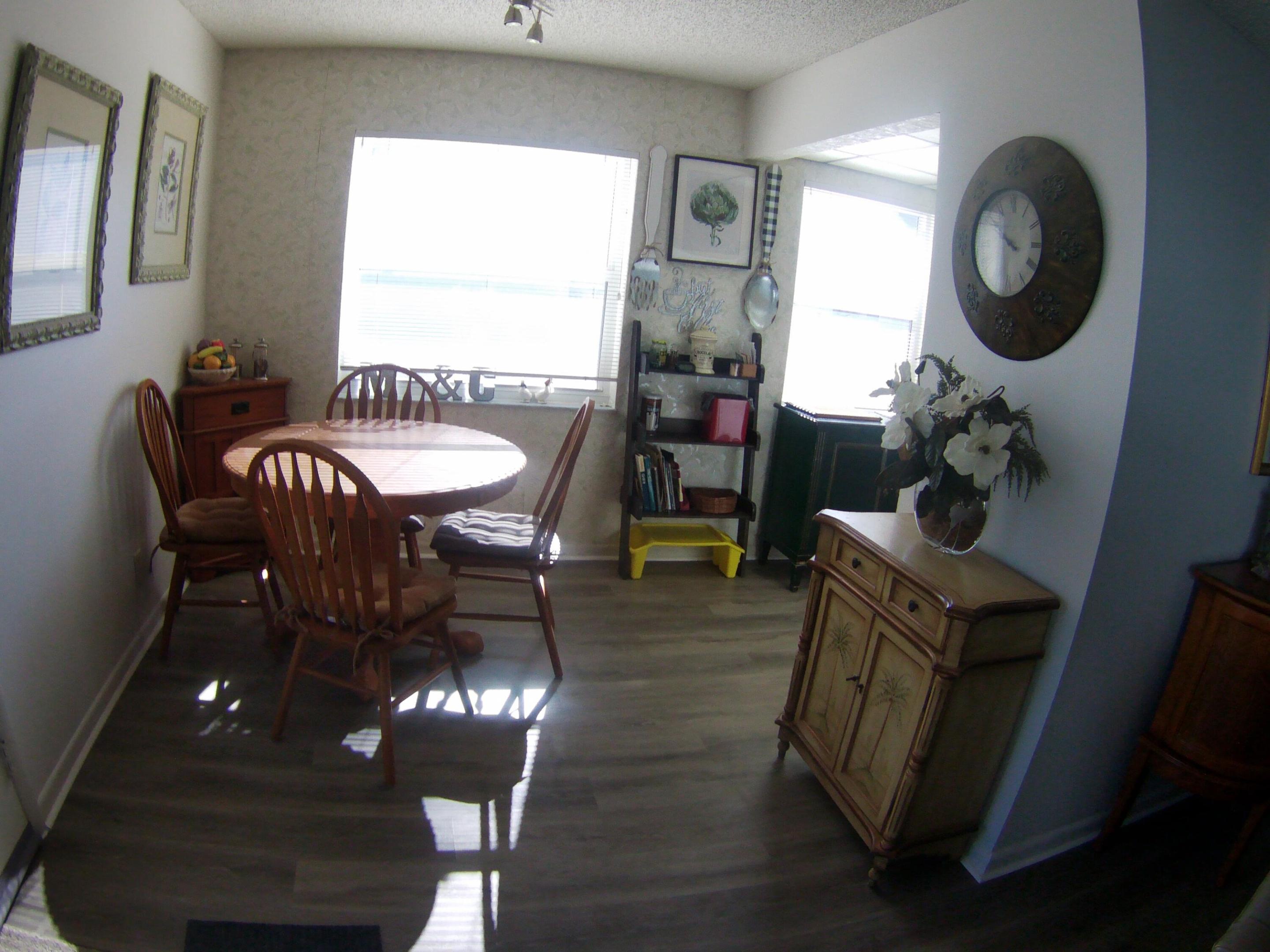 KINGS POINT CAPRI CONDOS - Residential Lease