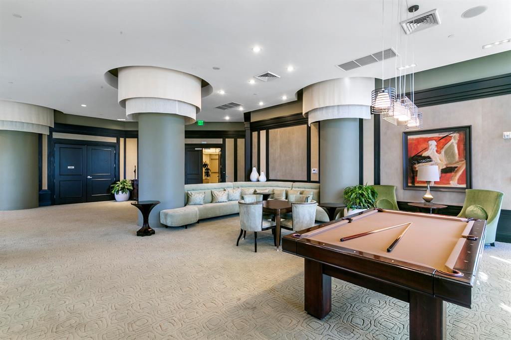 Ritz Carlton Residences - Residential