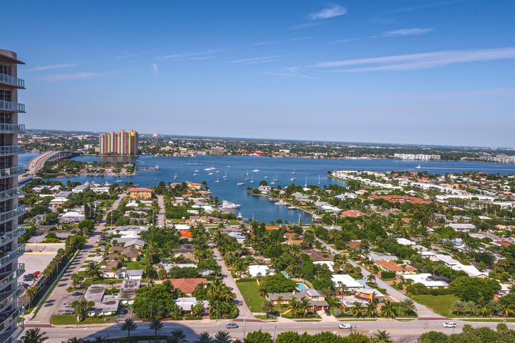 Ritz Carlton Residences - Residential