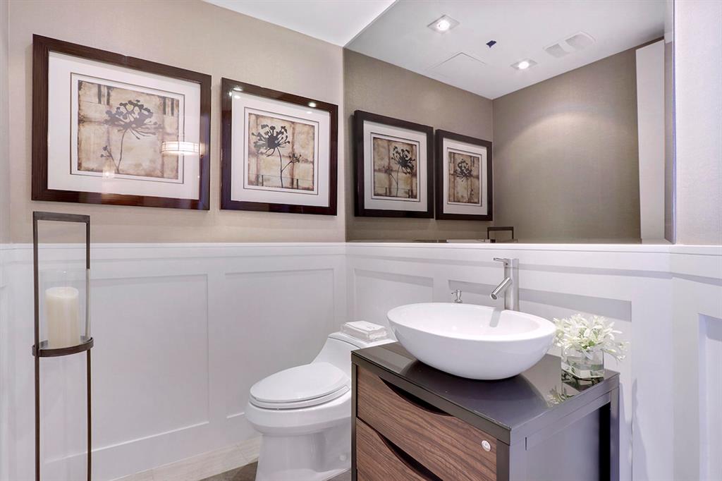 Ritz Carlton Residences - Residential