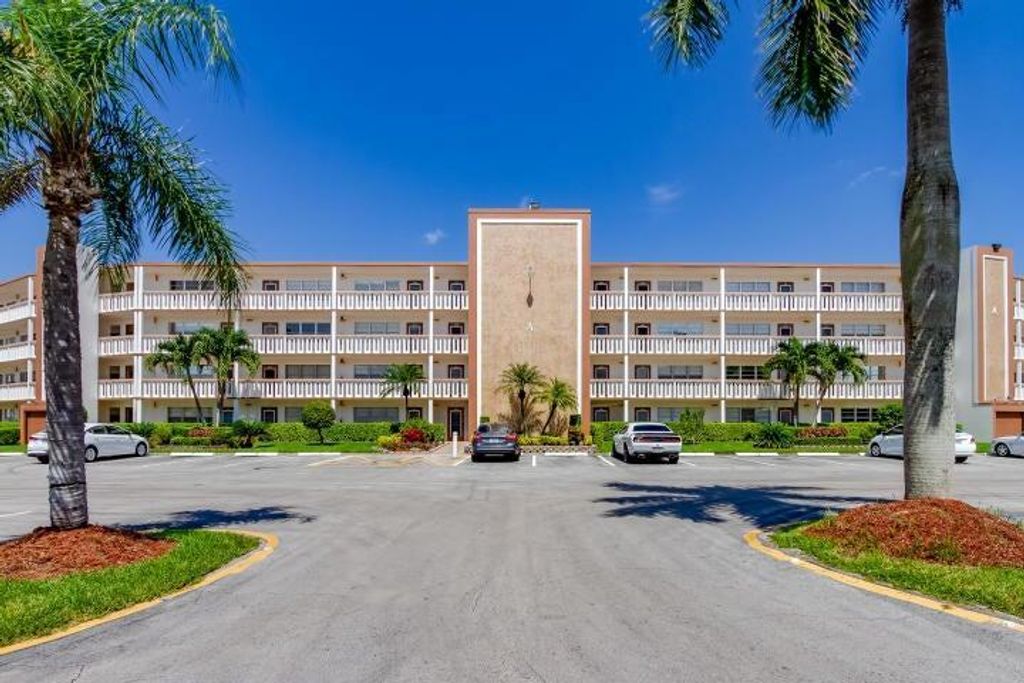 Photo of 4007 Cornwall A #4007, Boca Raton, FL 33434 (MLS # R11147640)