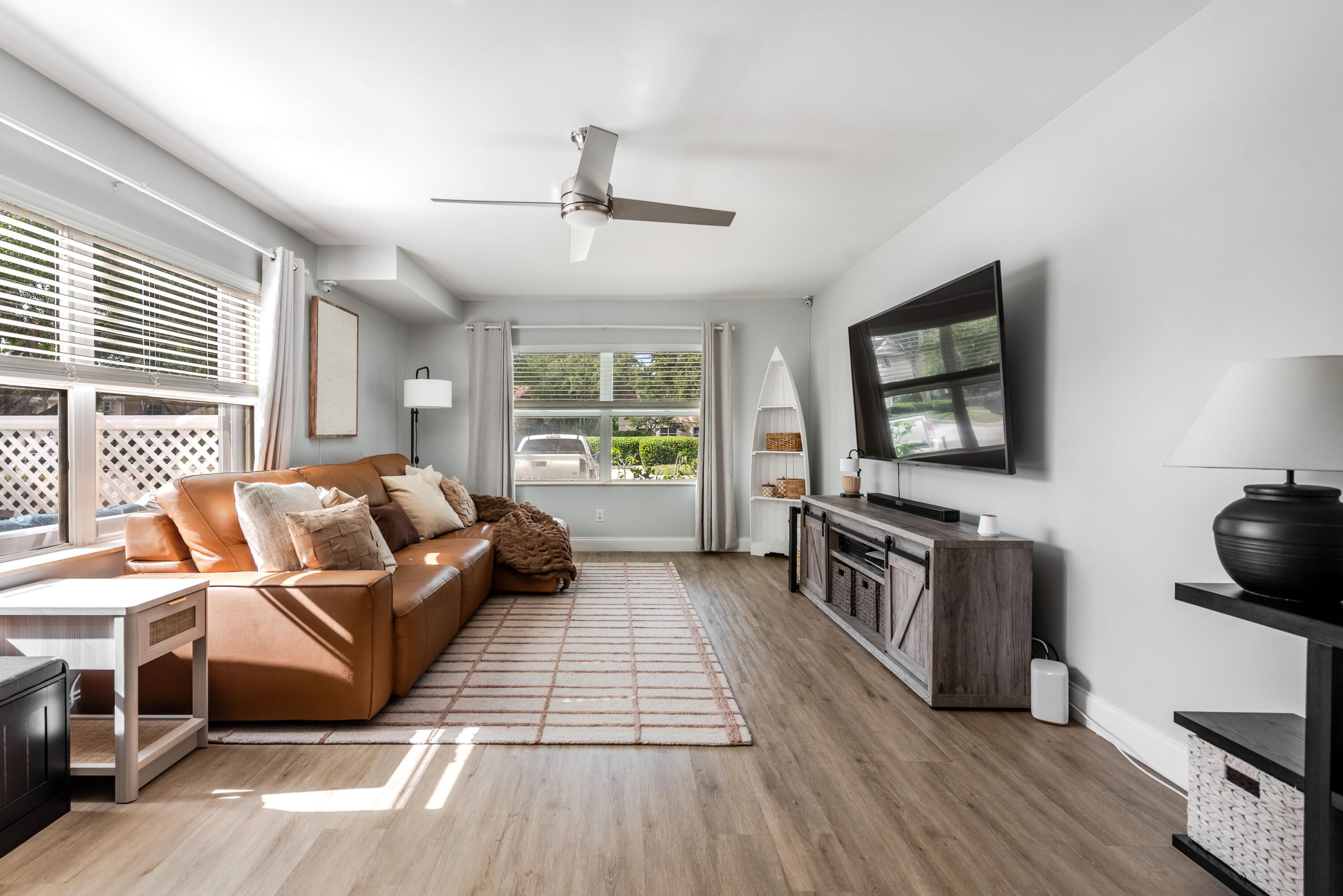 Properties 8135 Bridgewater Court 35C