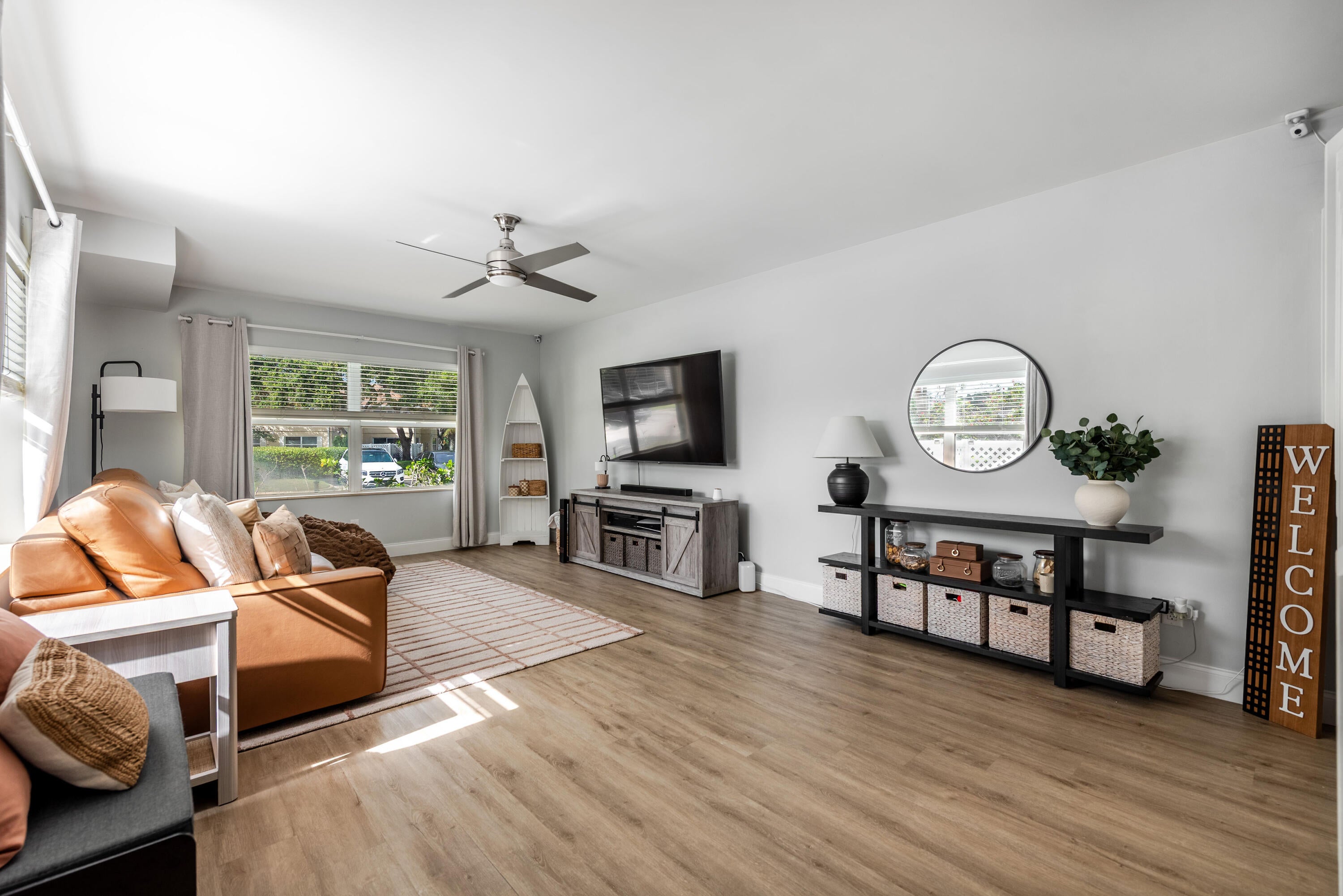 Properties 8135 Bridgewater Court 35C