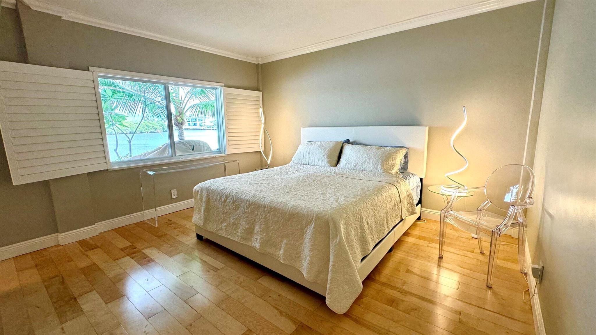 OCEAN PARK MANOR COND - Residential Lease