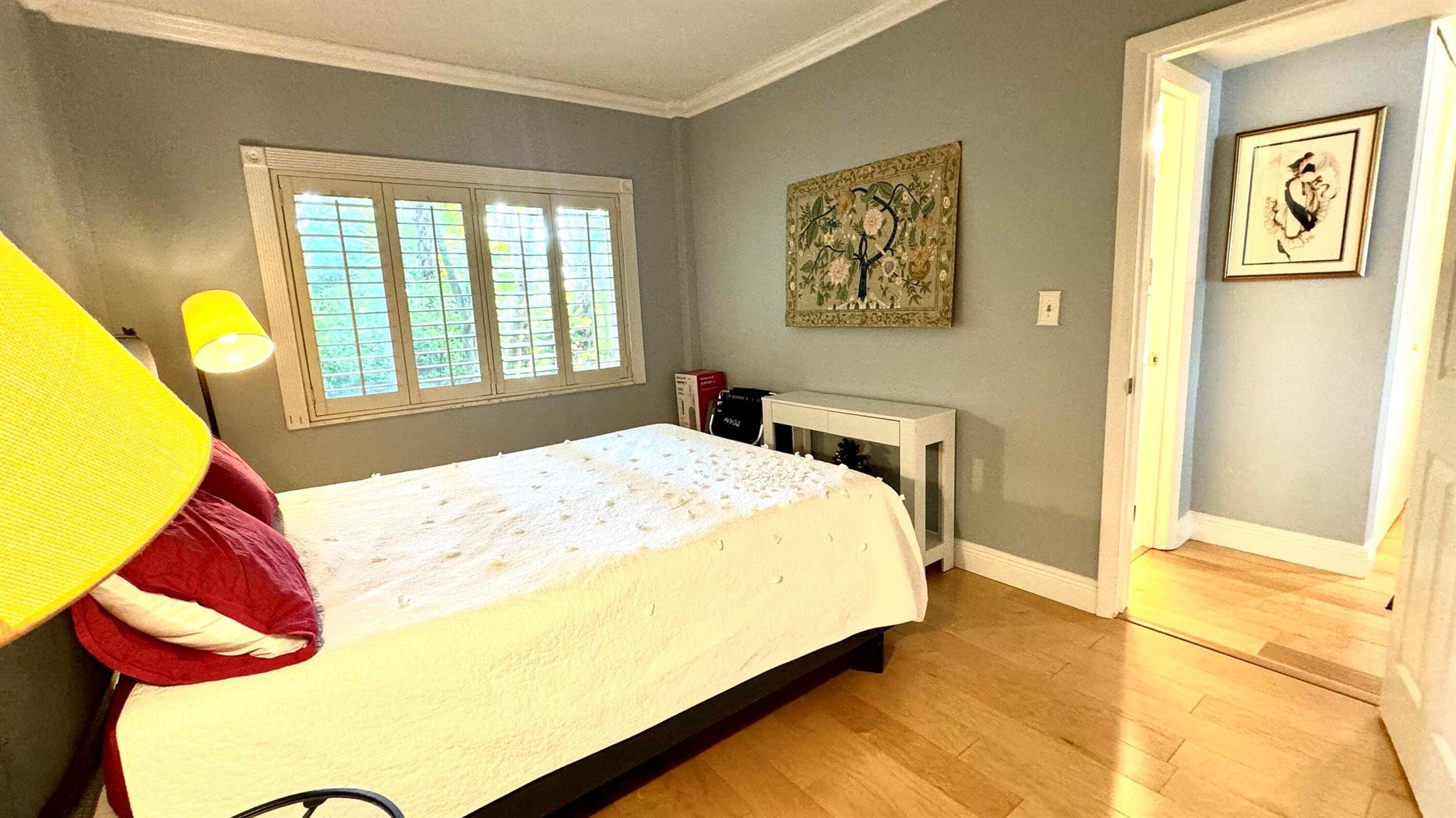 OCEAN PARK MANOR COND - Residential Lease