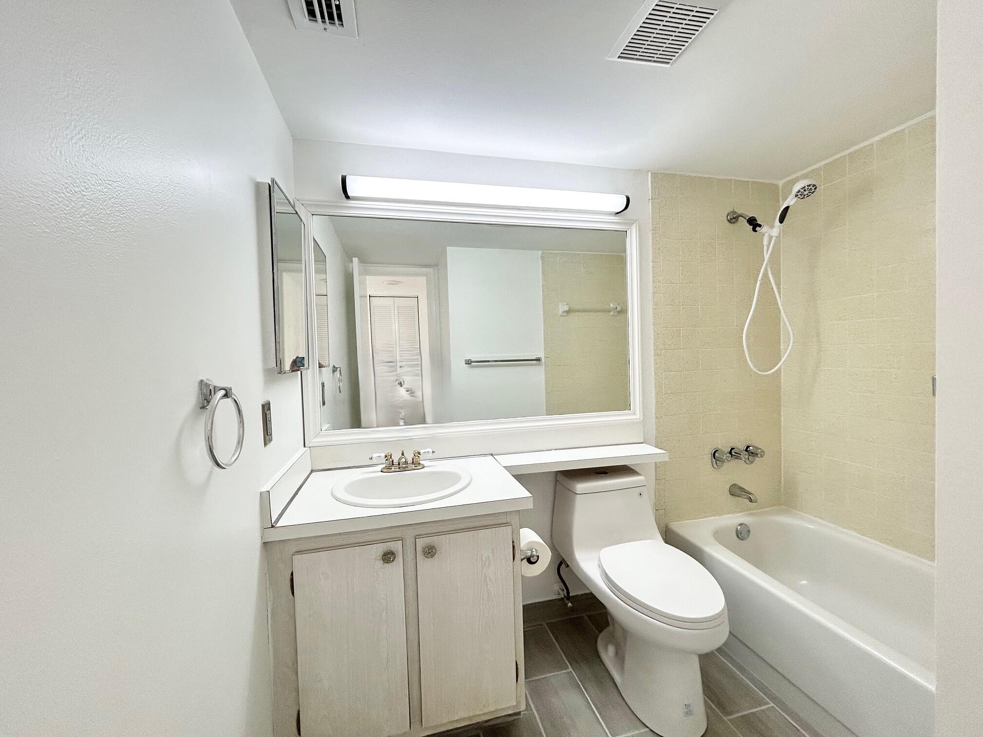 PINE RIDGE SOUTH I CONDO - Residential