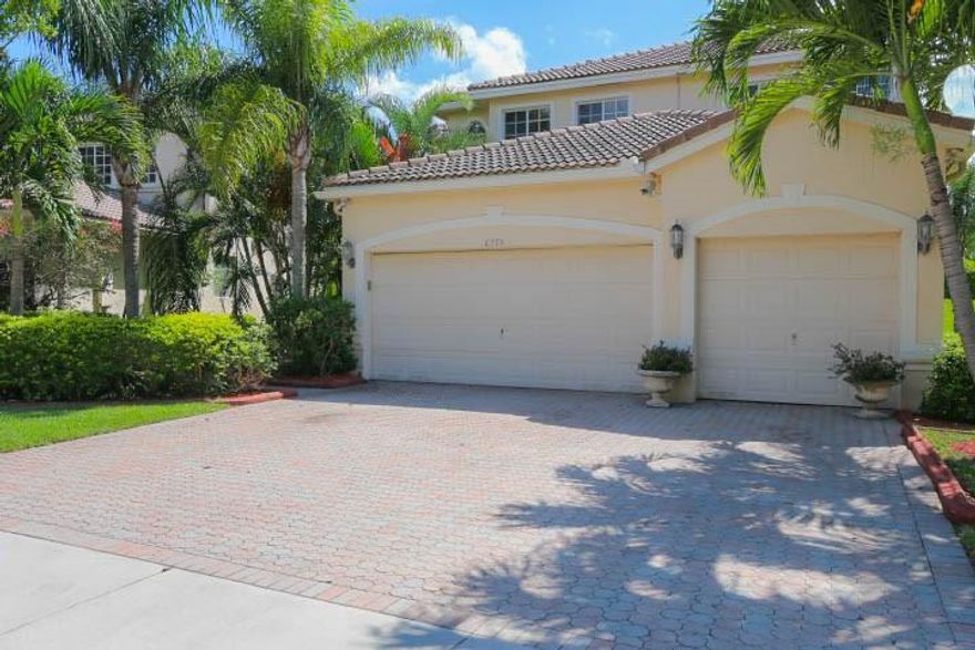 Beautiful spacious home in desirable community of Laguna Isles. Features a full bedroom & bathroom downstairs. Tiled throughout living areas with laminate wood. Large kitchen with eat in counters and center island. Comfortable floorpan with kitchen overlooking family room. Bathrooms with dual vanities. Master Bath features roman tub. Large walk-in closets in 2 of the bedrooms. Screened-in patio perfect for entertaining. Separate Laundry room with washer & dryer. Rent includes Basic Cable, Lawn & Alarm. Tennis & Racquetball Courts inside Community. A+ Schools. Property will be painted and ready for July 1st. Beautiful spacious home in desirable community of Laguna Isles. Features a full bedroom & bathroom downstairs. Tiled throughout living areas with laminate wood. Large kitchen with eat in counters and center island. Comfortable floorpan with kitchen overlooking family room. Bathrooms with dual vanities. Master Bath features roman tub. Large walk-in closets in 2 of the bedrooms. Screened-in patio perfect for entertaining. Separate Laundry room with washer & dryer. Rent includes Basic Cable, Lawn & Alarm. Tennis & Racquetball Courts inside Community. A+ Schools.