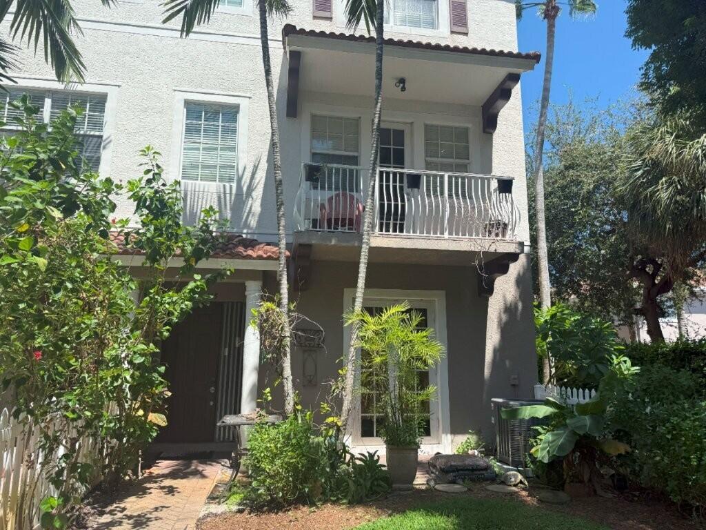 View photos, virtual tours, details... 115 Ocean Cay Way 16