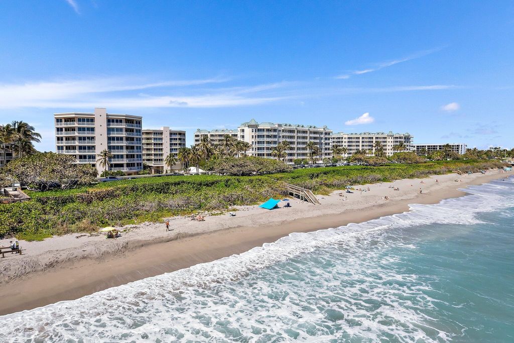 Photo of 1660 S Hwy A1a #122, Jupiter, FL 33477 (MLS # R11147953)