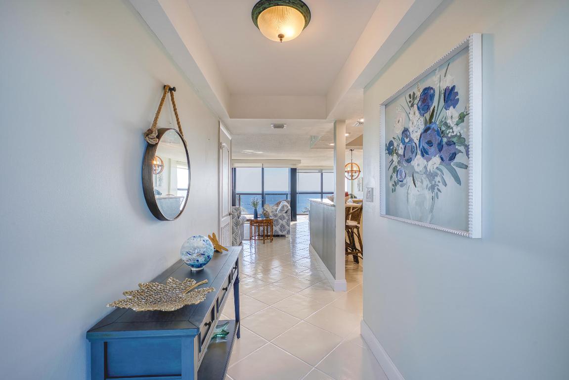 HUTCHINSON ISLAND CLUB - Residential Lease