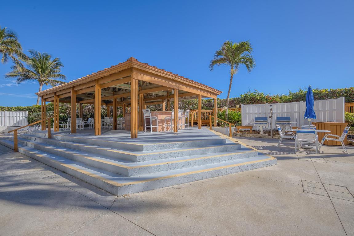 HUTCHINSON ISLAND CLUB - Residential Lease