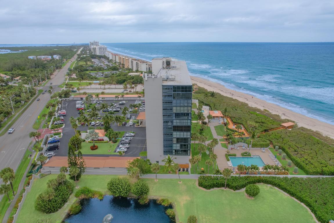 HUTCHINSON ISLAND CLUB - Residential Lease