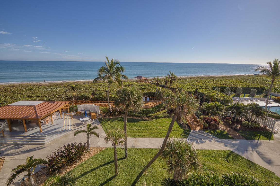 HUTCHINSON ISLAND CLUB - Residential Lease