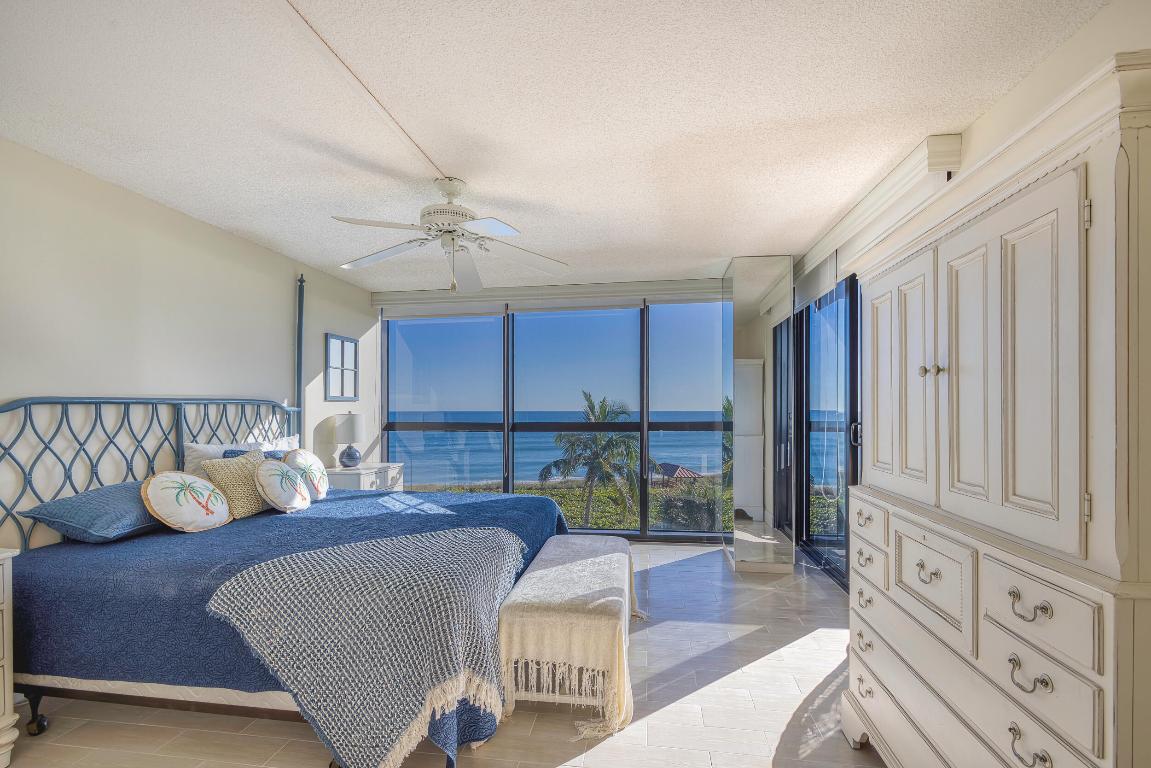 HUTCHINSON ISLAND CLUB - Residential Lease