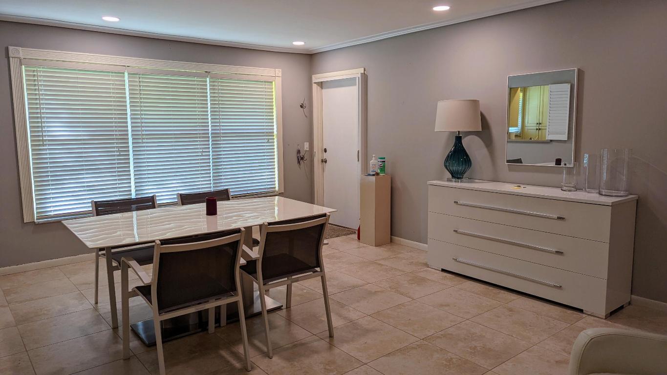 POINTE OVERLOOK CONDO - Residential Lease