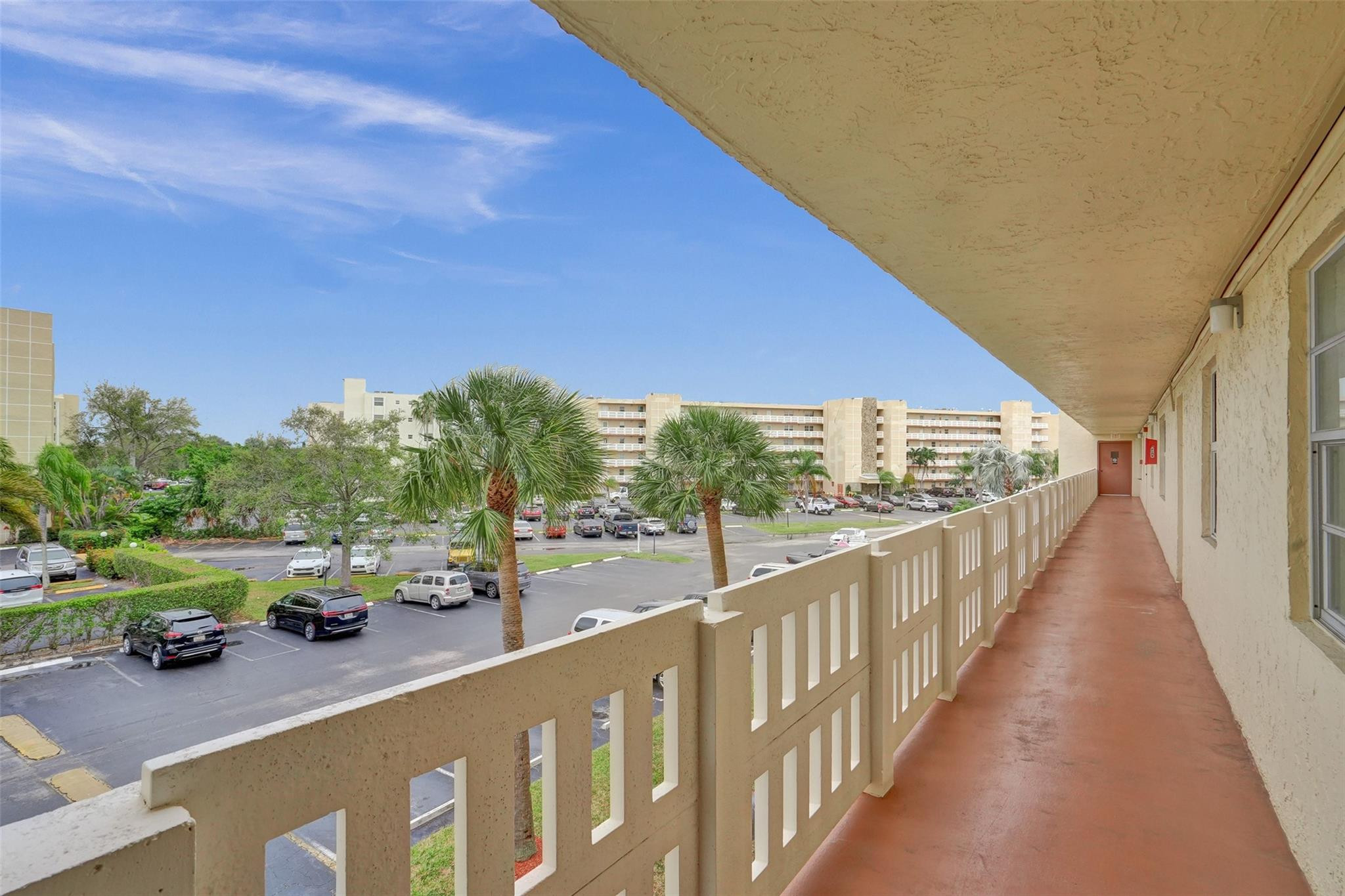 Meadowbrook Lakes - Residential