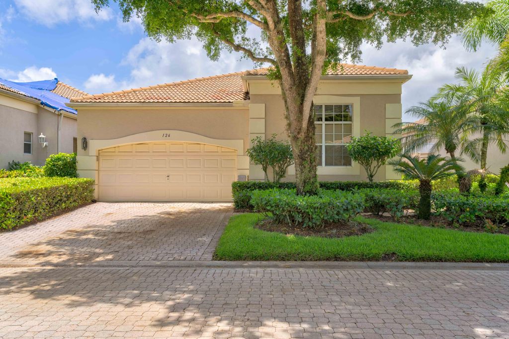 Photo of 126 Sunset Bay Drive, Palm Beach Gardens, FL 33418 (MLS # R10921630)