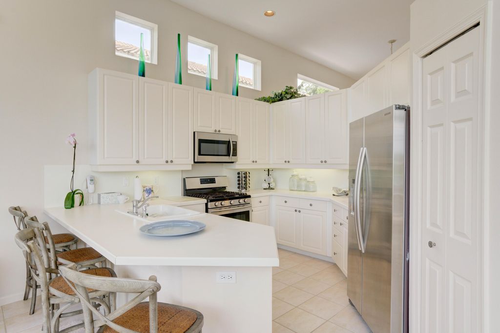 Photo of 126 Sunset Bay Drive, Palm Beach Gardens, FL 33418 (MLS # R10921630)