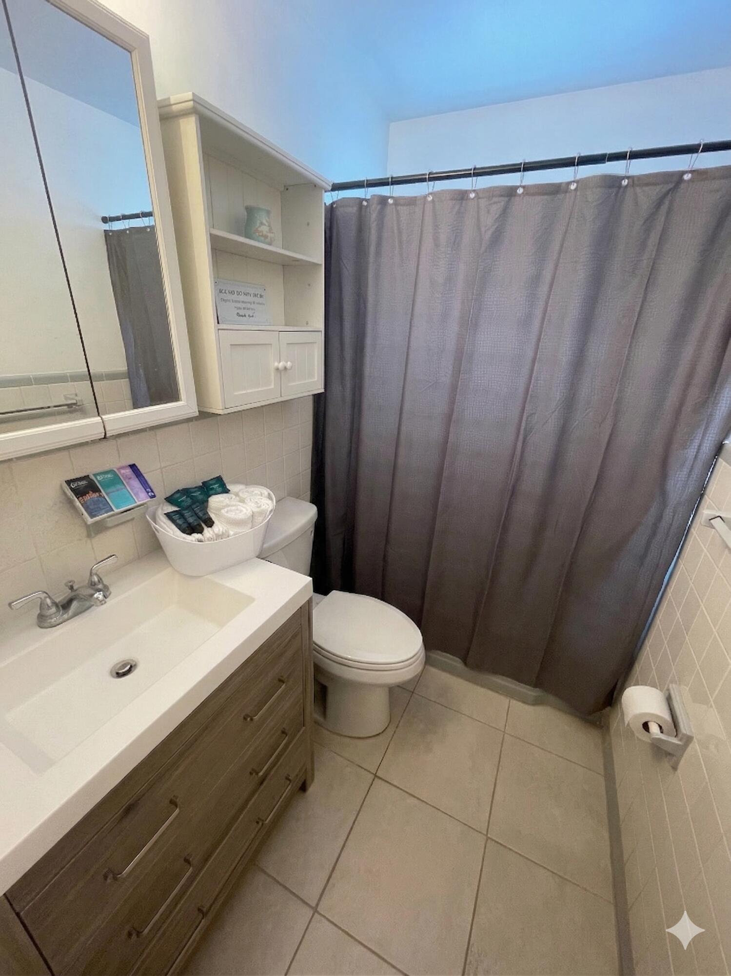 SUNSET LAKE PARK - Residential