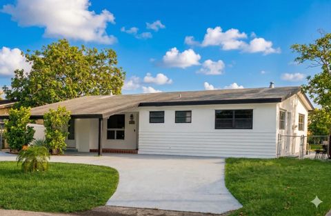 1067 SW 3rd Street Hallandale Beach FL 33009