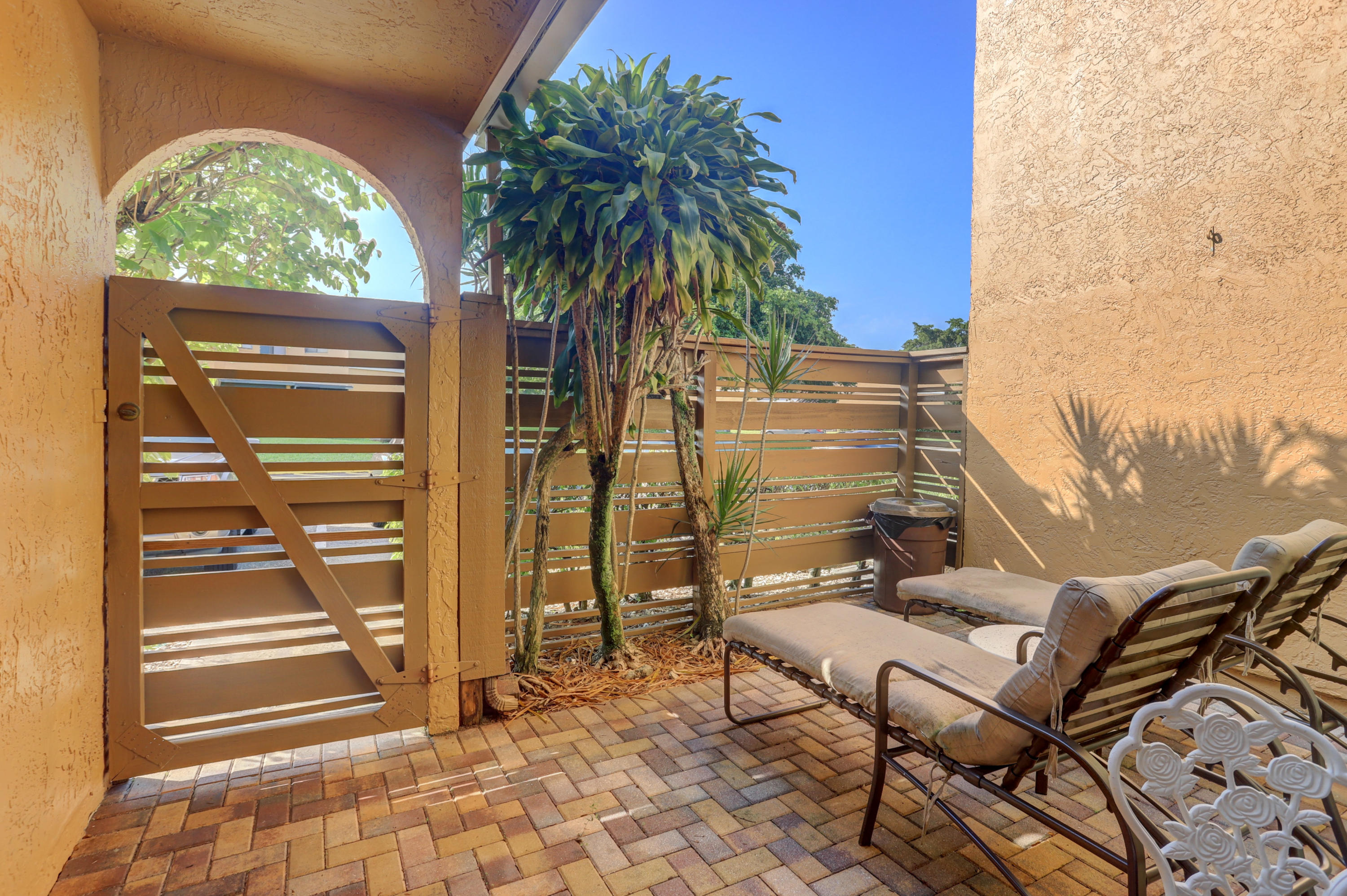 Pineapple Park - Residential