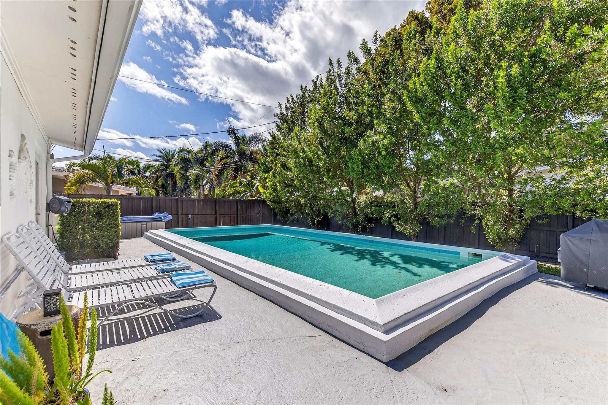 AMADALE - Residential