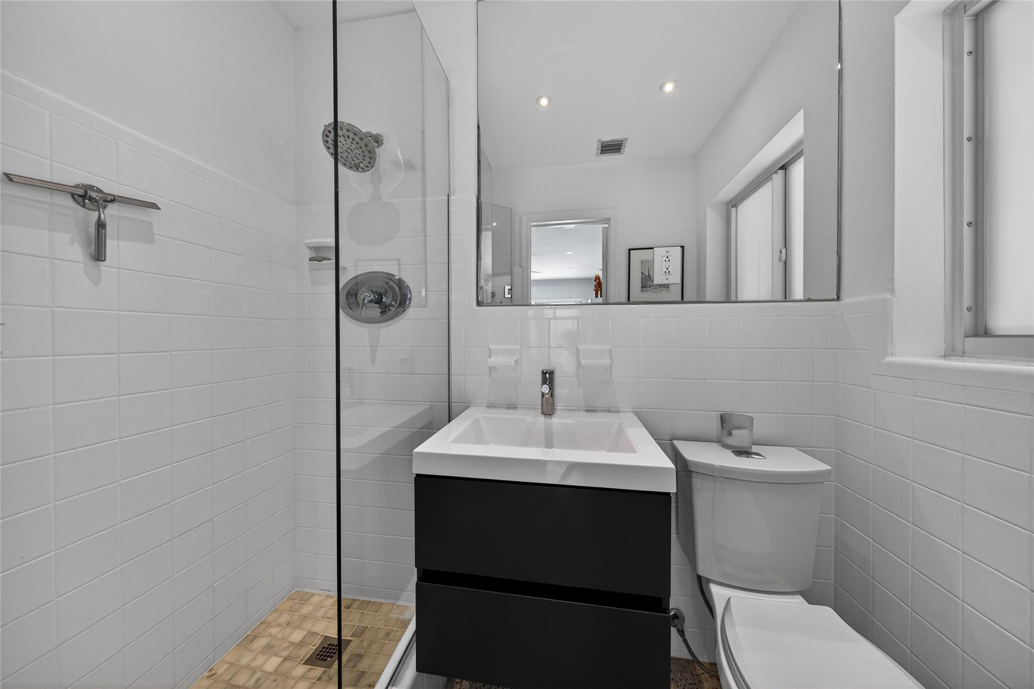 AMADALE - Residential