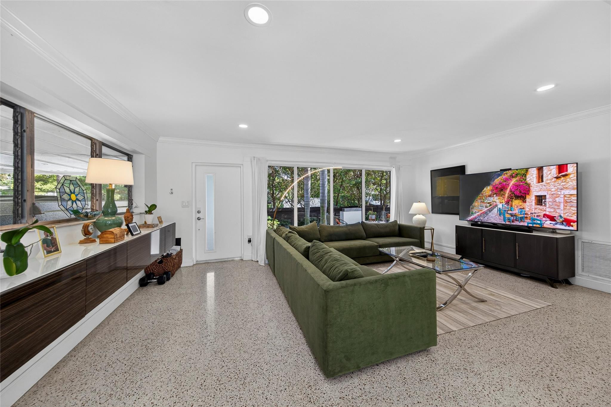 AMADALE - Residential