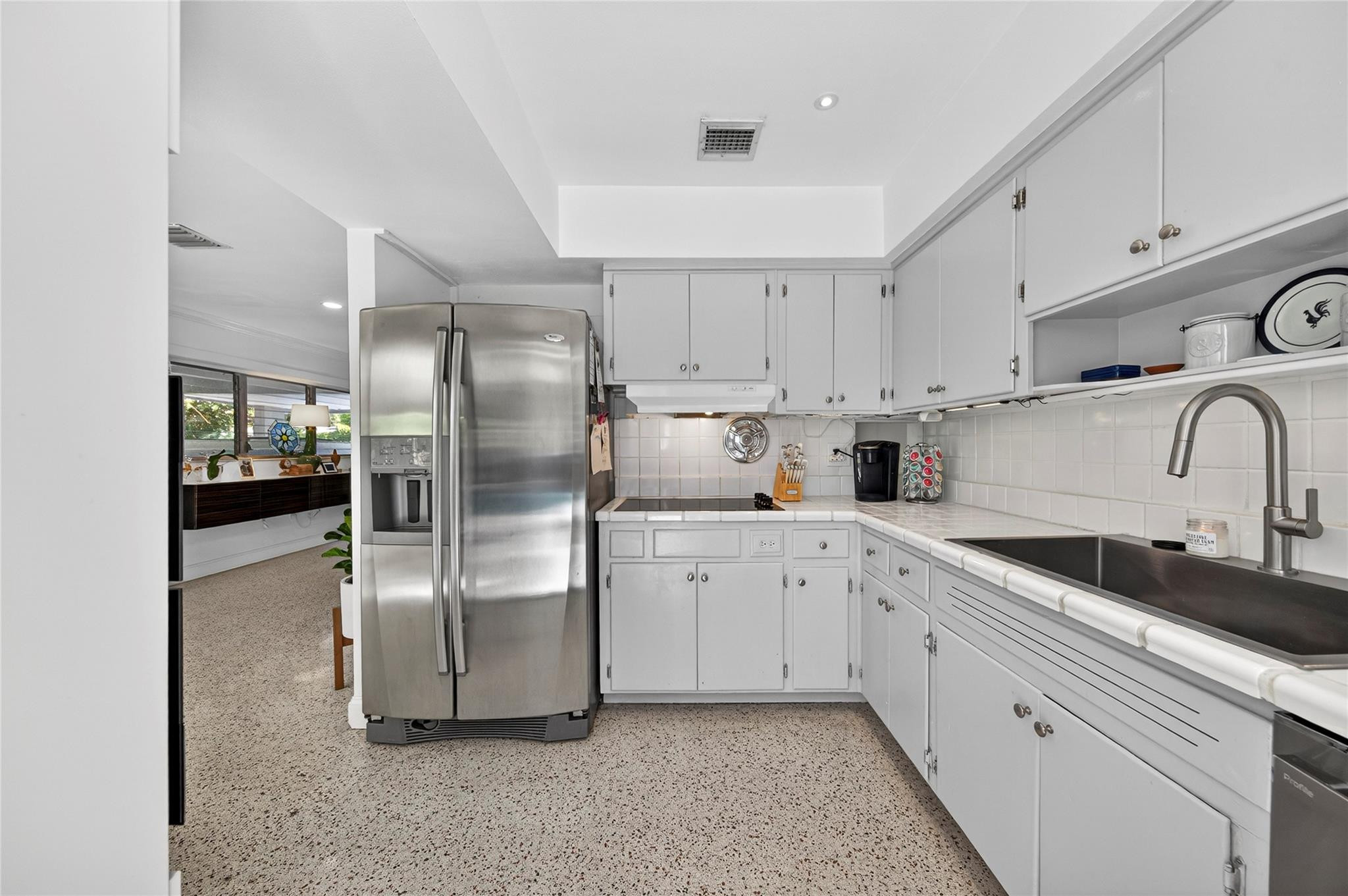 AMADALE - Residential