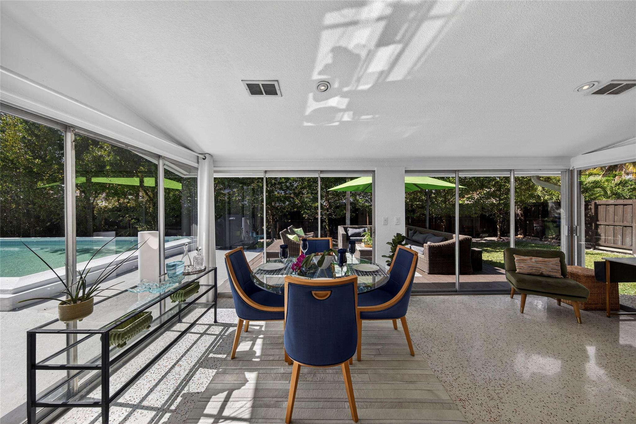 AMADALE - Residential